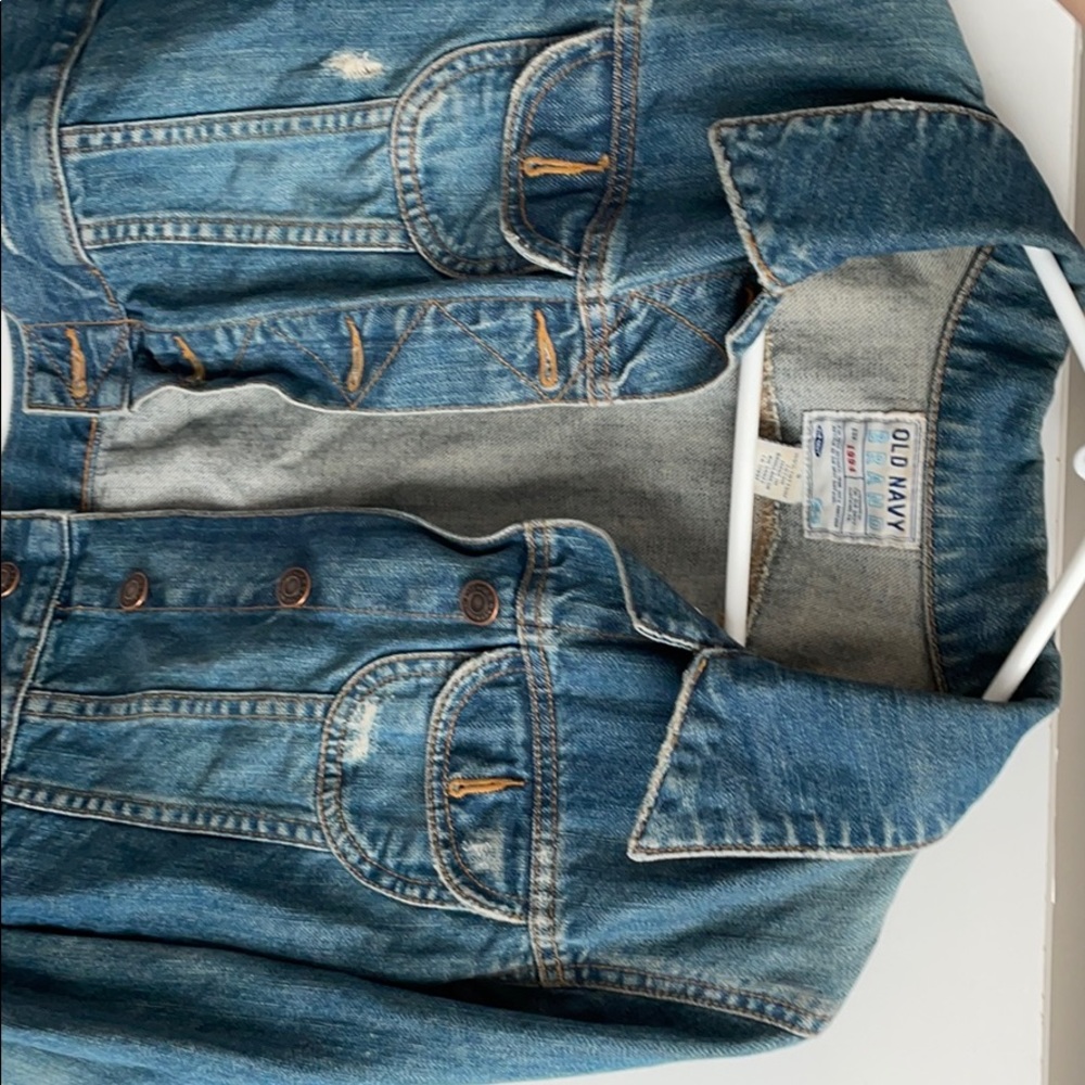 Cropped denim jacket